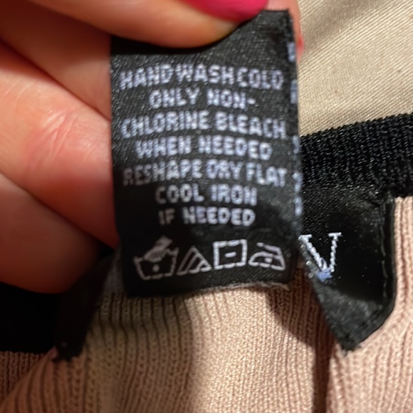 Top - Picture 4 of 4